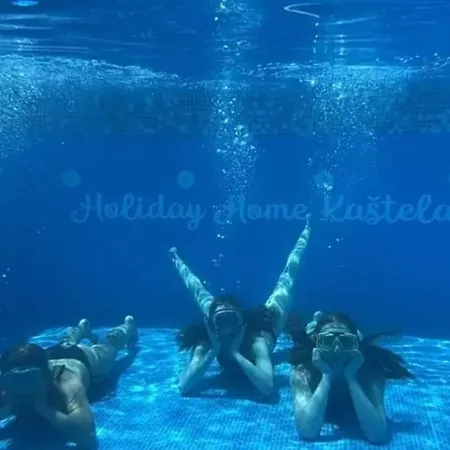 Vikendica Village Kastela