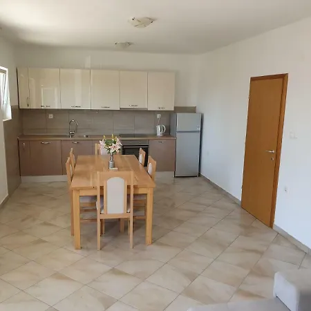 Vikendica Village Kastela